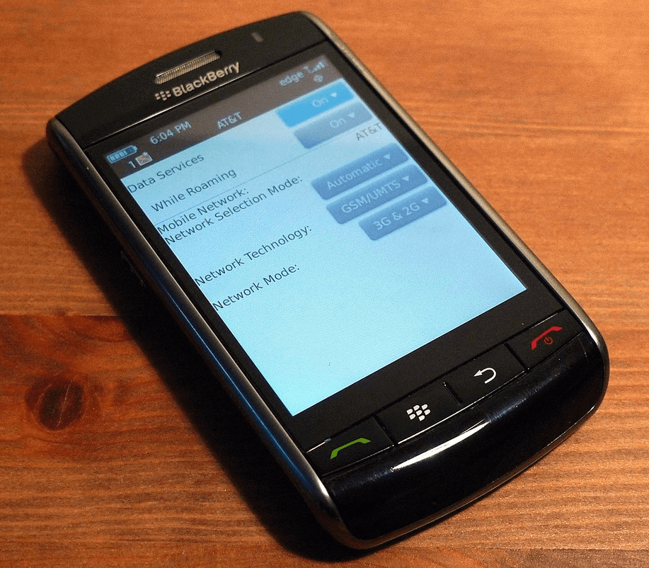 Blackberry Storm konkurent pierwszego iPhone